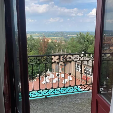 Conte Riccardi 3* Rocca D'Arazzo