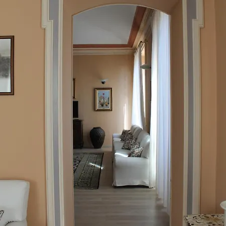 Conte Riccardi Szálloda Rocca D'Arazzo