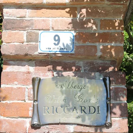 Conte Riccardi 호텔 Rocca D'Arazzo
