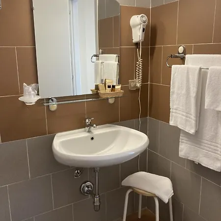 Conte Riccardi Szálloda 3*