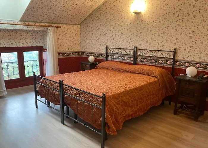 Conte Riccardi Hotel