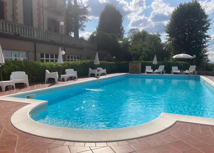 Hotel Conte Riccardi 3*